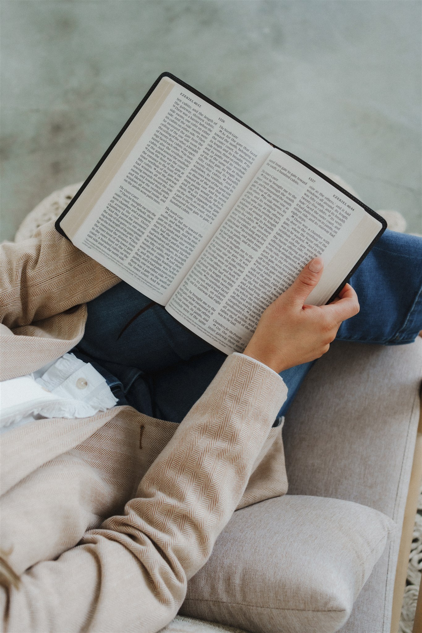 women holding bible